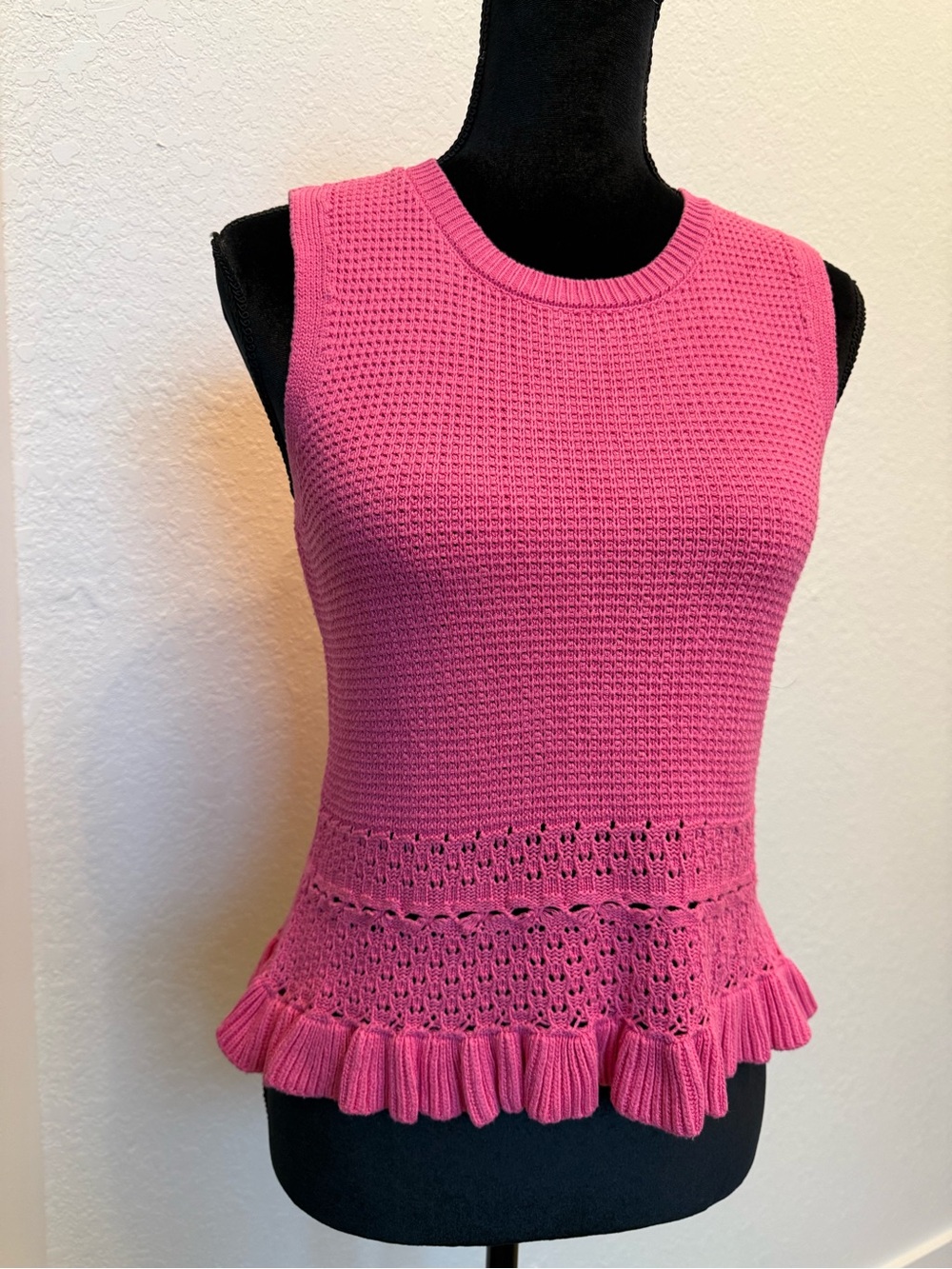 Summer knit top - medium
